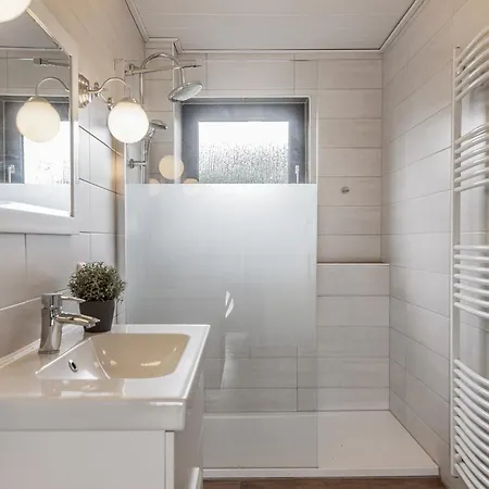 50144.... * קרוליננזיל